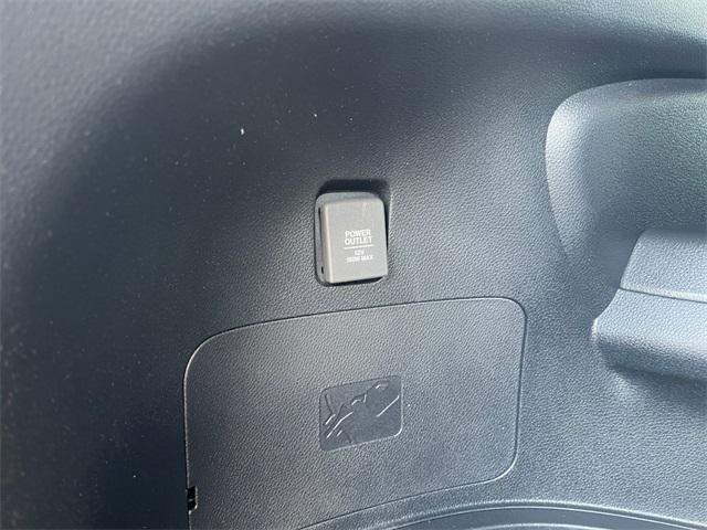 used 2022 Honda Pilot car, priced at $29,622