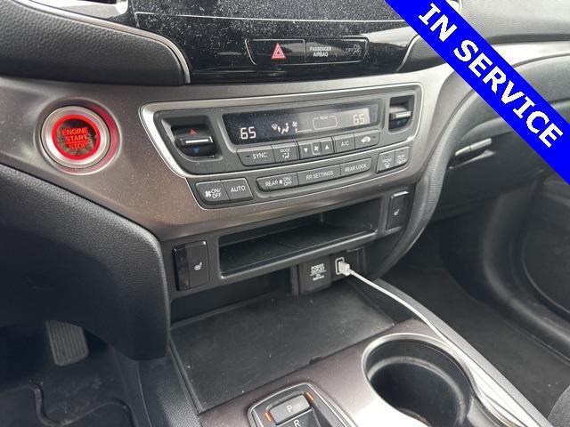 used 2022 Honda Pilot car, priced at $31,810
