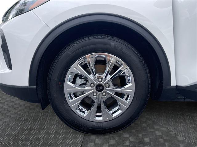used 2023 Ford Escape car, priced at $25,388