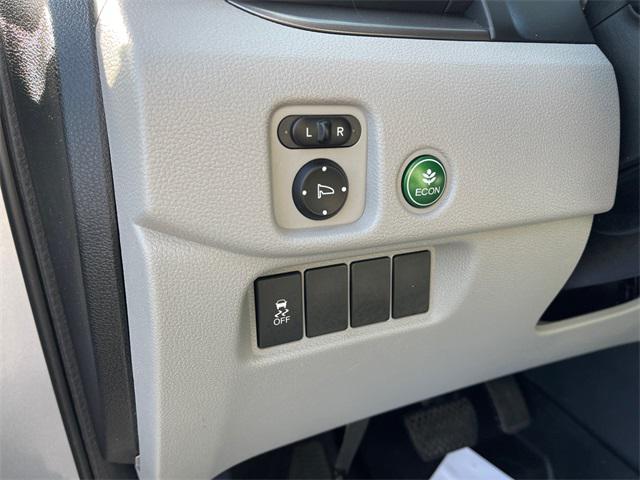used 2016 Honda Pilot car, priced at $12,688