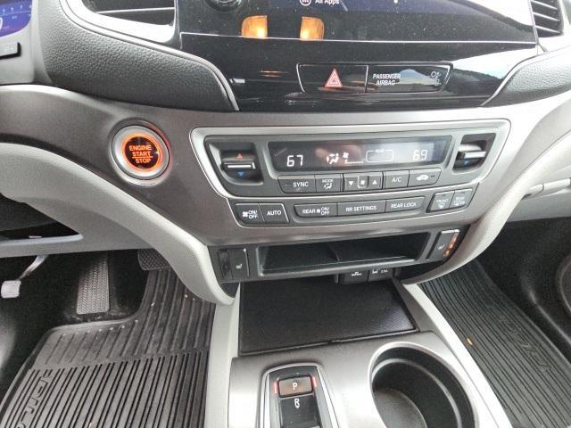 used 2021 Honda Pilot car, priced at $26,455