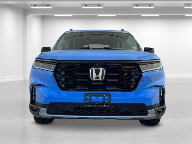 new 2025 Honda Pilot car, priced at $51,250