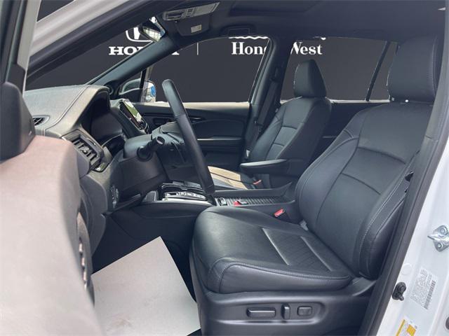 used 2022 Honda Passport car, priced at $36,522