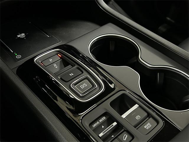 new 2025 Honda Pilot car, priced at $52,950