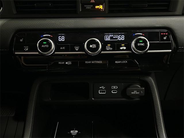 new 2025 Honda Pilot car, priced at $52,950