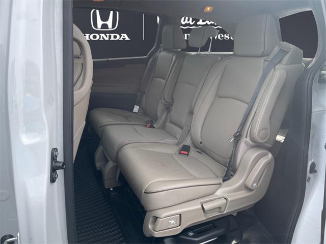 used 2023 Honda Odyssey car, priced at $40,555