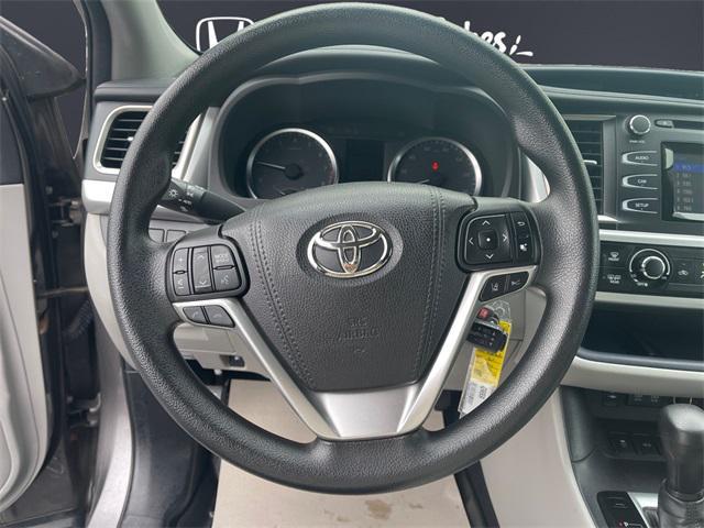 used 2018 Toyota Highlander car, priced at $17,988