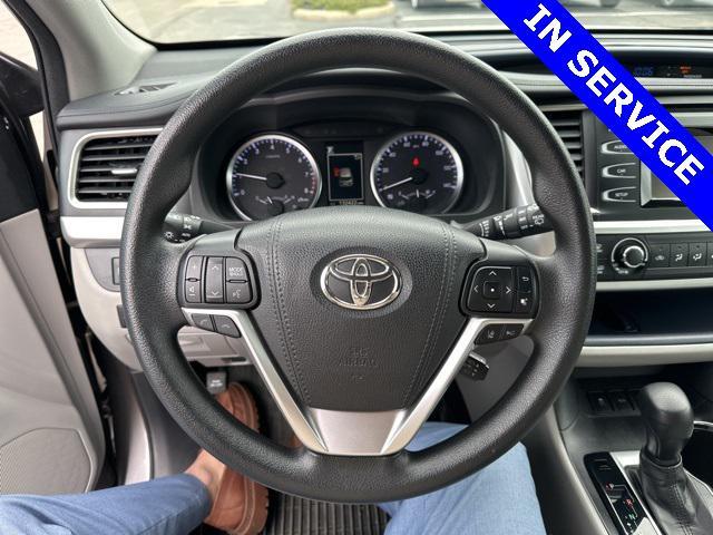 used 2018 Toyota Highlander car, priced at $17,655