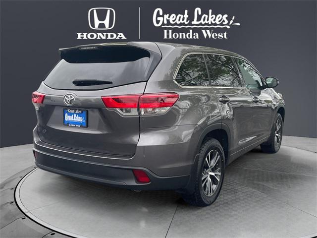 used 2018 Toyota Highlander car, priced at $17,988