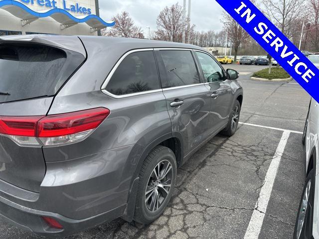 used 2018 Toyota Highlander car, priced at $17,655