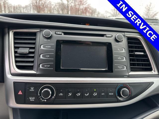 used 2018 Toyota Highlander car, priced at $17,655