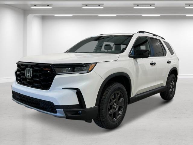 new 2025 Honda Pilot car, priced at $51,250