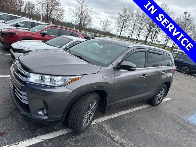used 2019 Toyota Highlander car, priced at $27,722