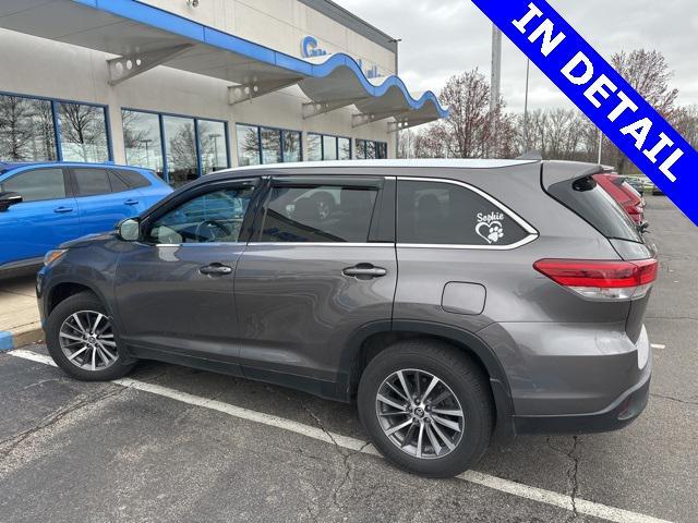 used 2019 Toyota Highlander car, priced at $27,688