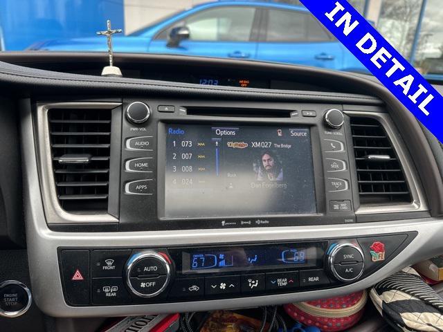 used 2019 Toyota Highlander car, priced at $27,688