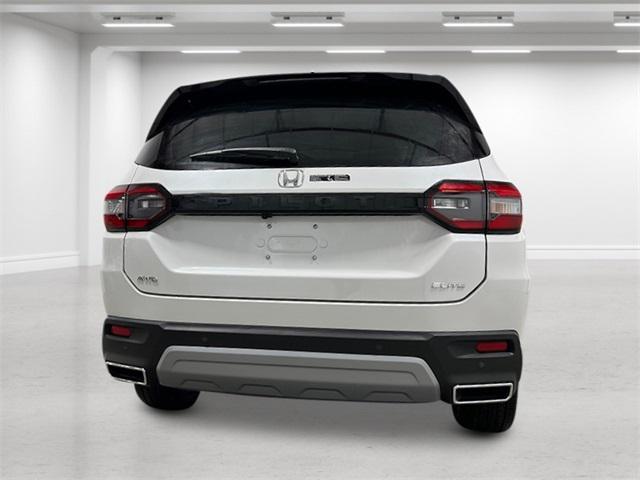 new 2025 Honda Pilot car, priced at $54,985