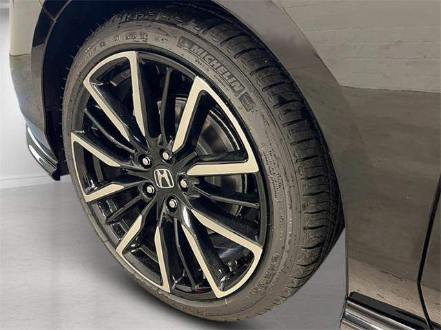 new 2025 Honda Accord Hybrid car, priced at $40,495