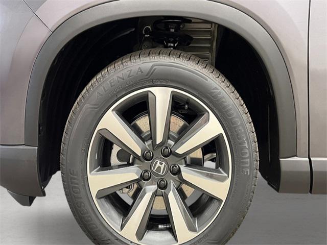new 2025 Honda Pilot car, priced at $56,250