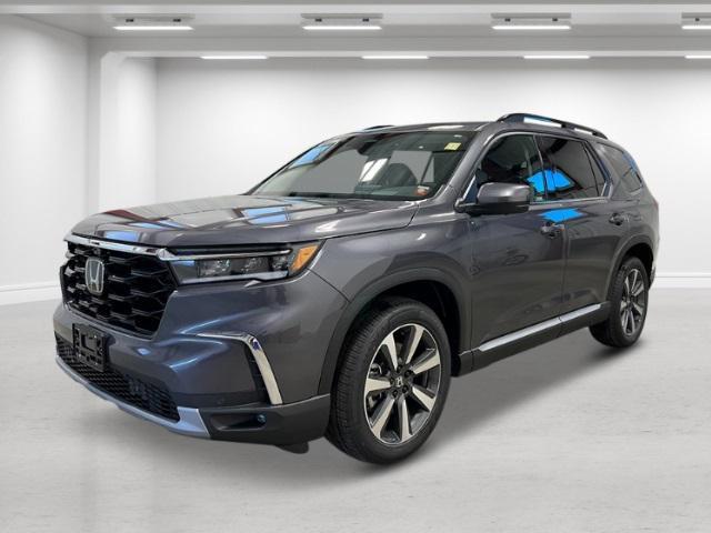 new 2025 Honda Pilot car, priced at $54,475