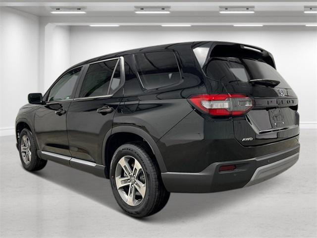 new 2025 Honda Pilot car, priced at $47,725