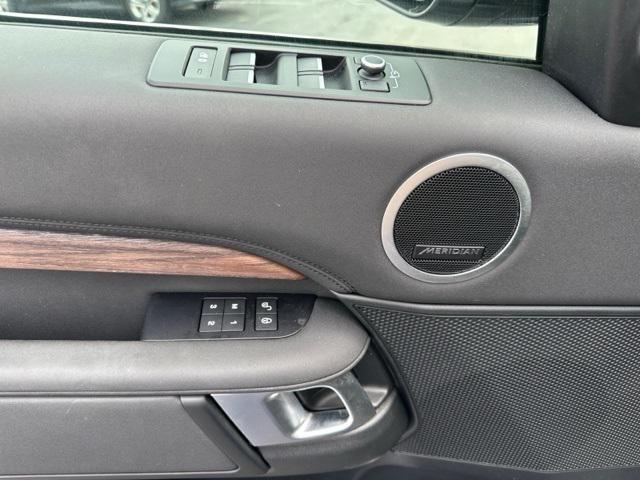 used 2019 Land Rover Discovery car, priced at $25,488