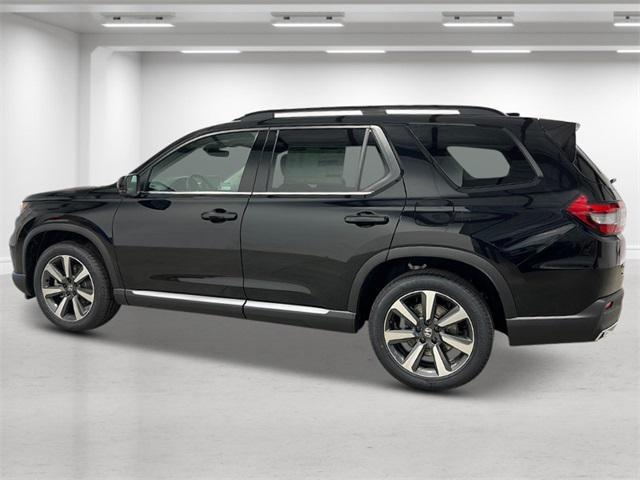 new 2025 Honda Pilot car, priced at $55,260