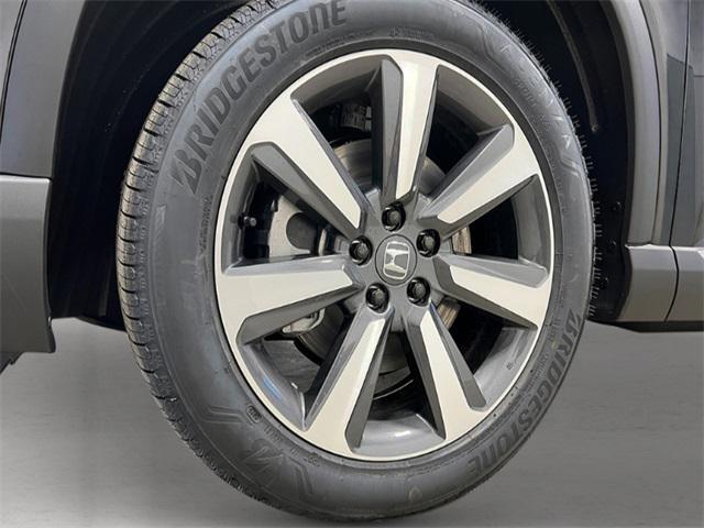 new 2025 Honda Pilot car, priced at $55,260