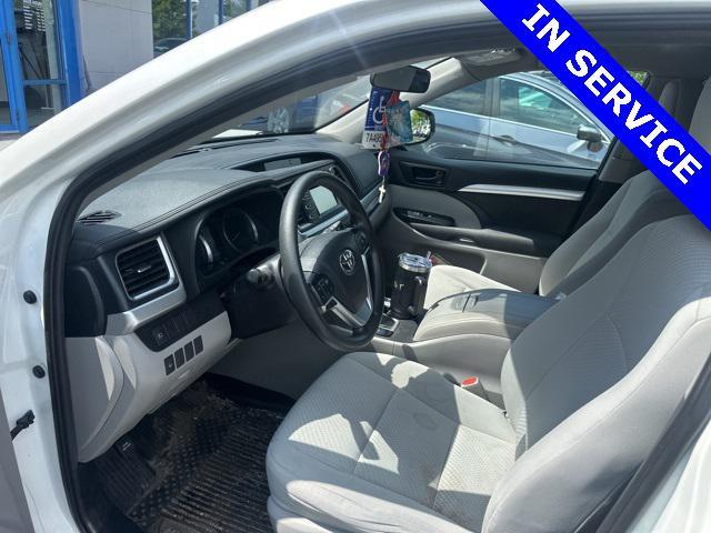 used 2019 Toyota Highlander car, priced at $24,922