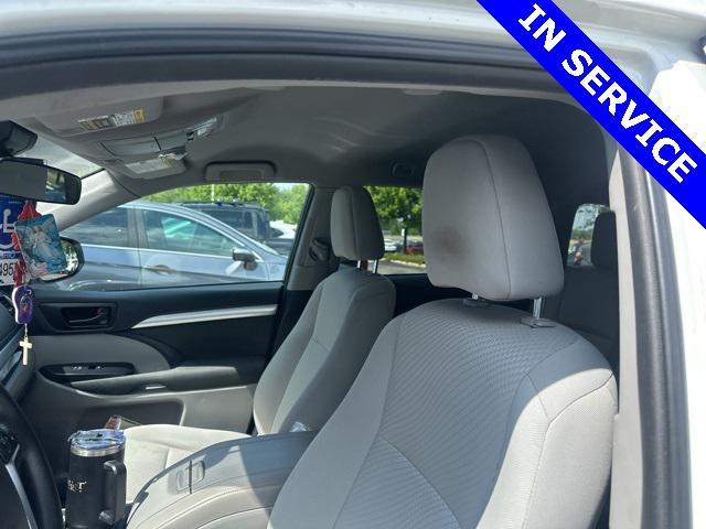 used 2019 Toyota Highlander car, priced at $24,922