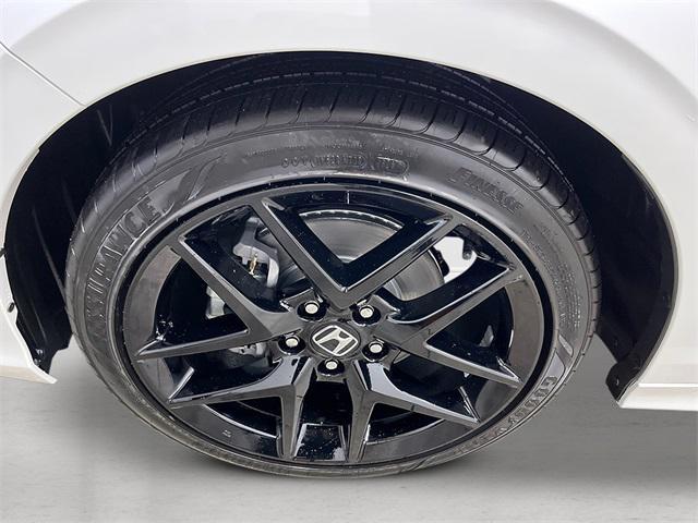 new 2025 Honda Civic Hybrid car, priced at $30,555