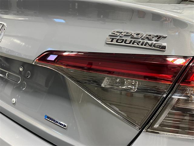 new 2025 Honda Civic Hybrid car, priced at $33,555