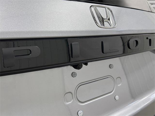 new 2025 Honda Pilot car, priced at $55,260