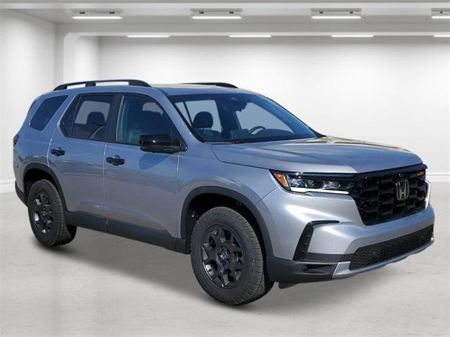 new 2025 Honda Pilot car, priced at $51,330