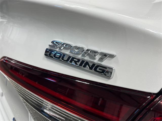 new 2026 Honda Civic Hybrid car, priced at $33,945