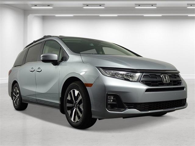 new 2026 Honda Odyssey car, priced at $45,250