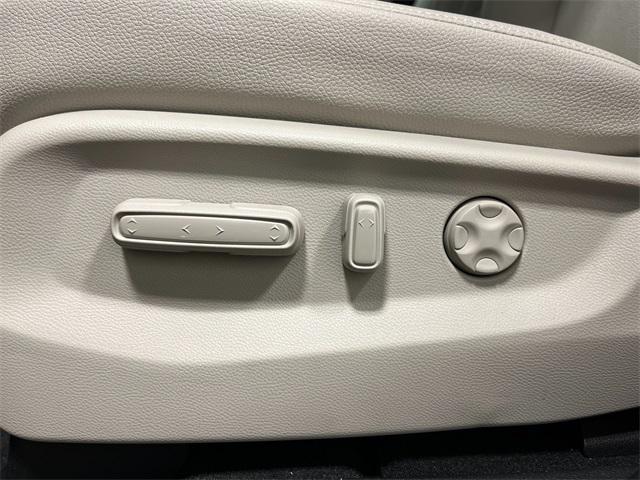 new 2026 Honda Odyssey car, priced at $45,250