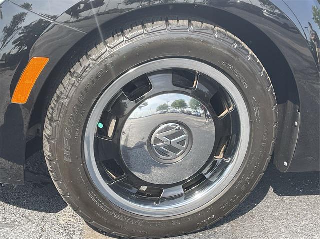 used 2013 Volkswagen Beetle car, priced at $15,433
