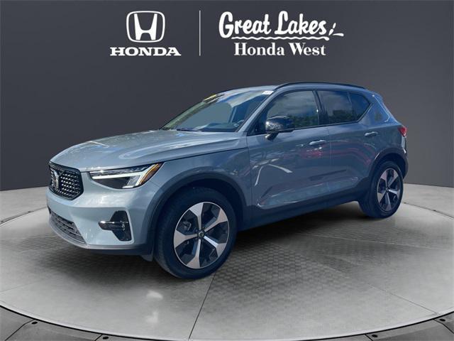 used 2023 Volvo XC40 car, priced at $31,322