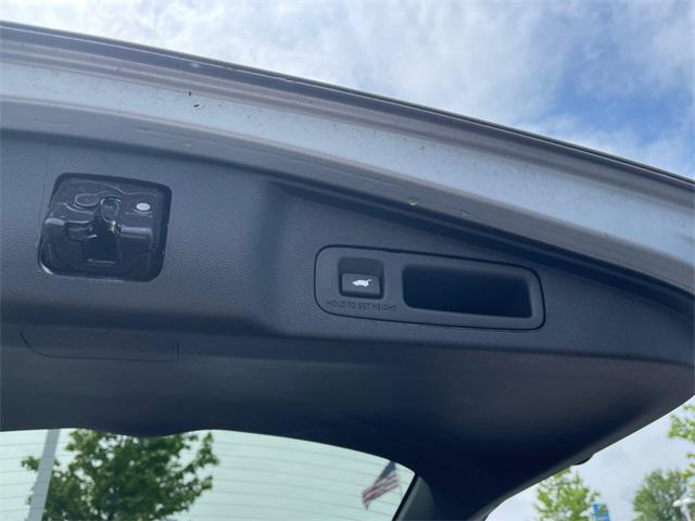 used 2022 Honda CR-V car, priced at $31,388
