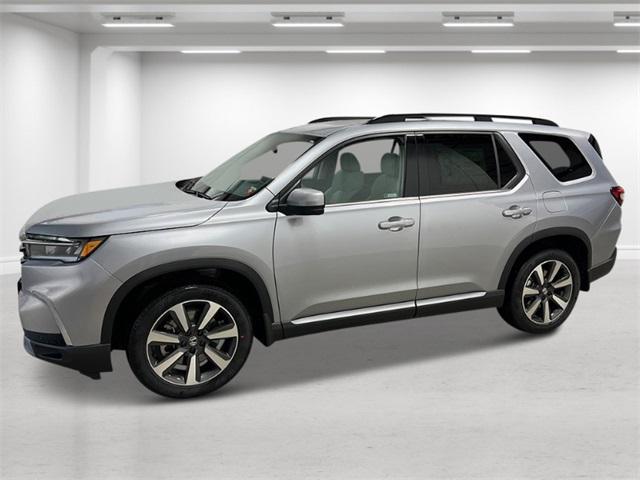 new 2025 Honda Pilot car, priced at $51,095