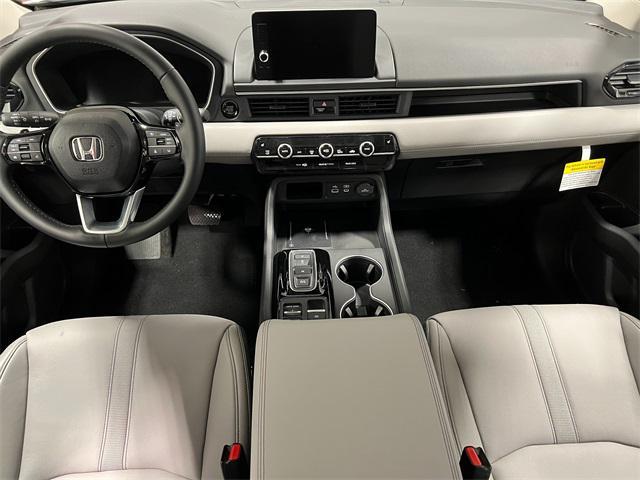 new 2025 Honda Pilot car, priced at $51,095