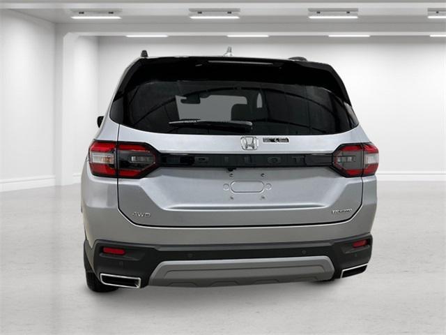 new 2025 Honda Pilot car, priced at $51,095