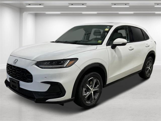 new 2025 Honda HR-V car, priced at $32,850