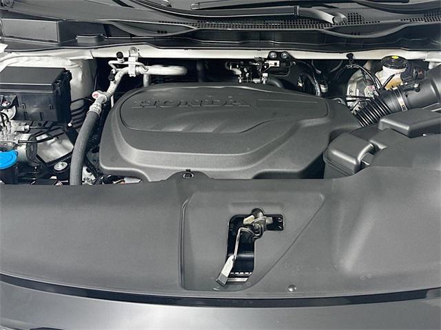 new 2025 Honda Odyssey car, priced at $45,275