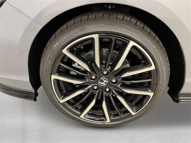new 2025 Honda Accord Hybrid car, priced at $40,905