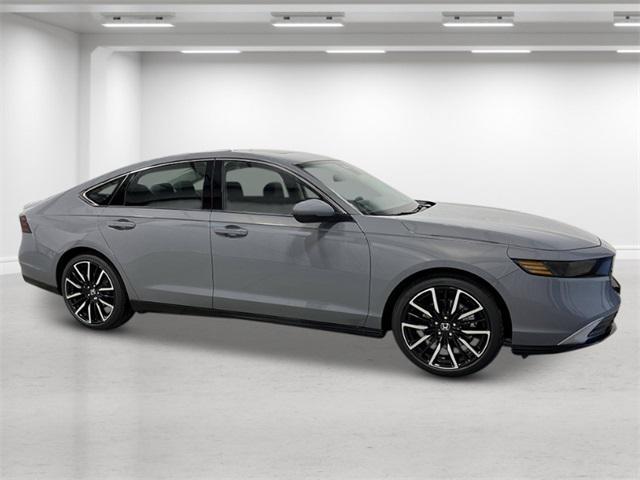 new 2025 Honda Accord Hybrid car, priced at $40,905