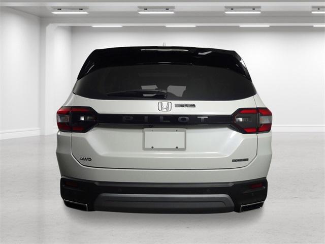 new 2025 Honda Pilot car, priced at $52,235