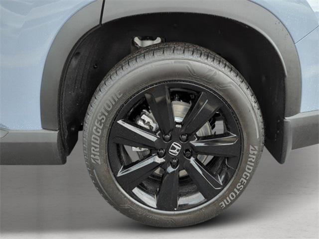 new 2025 Honda Pilot car, priced at $58,205