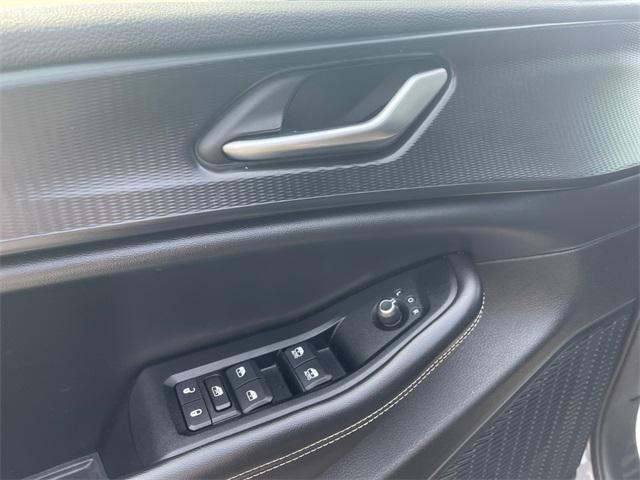 used 2023 Jeep Grand Cherokee car, priced at $30,988
