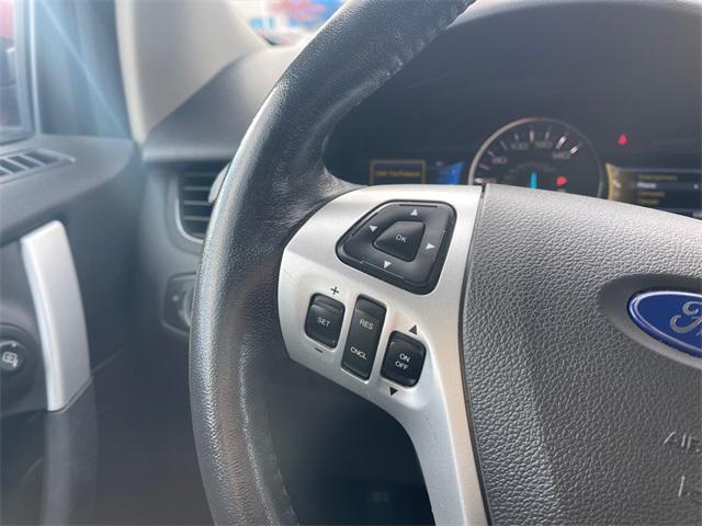 used 2013 Ford Edge car, priced at $5,555
